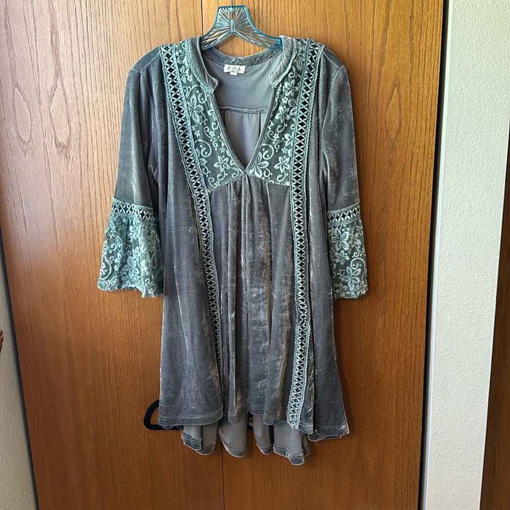 Longer tunic top